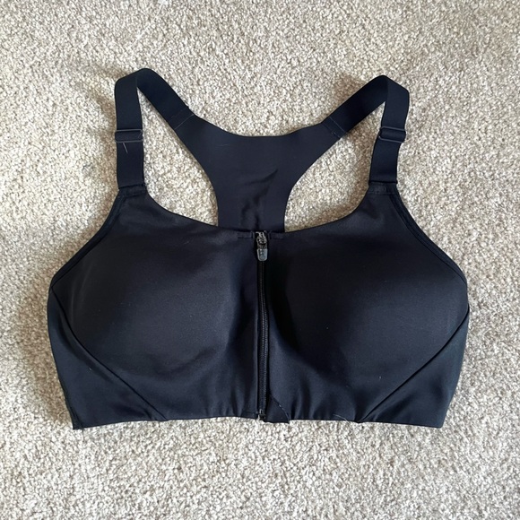 all in motion Other - All In Motion • Zip up sports bra with adjustable straps and center clasp 34C